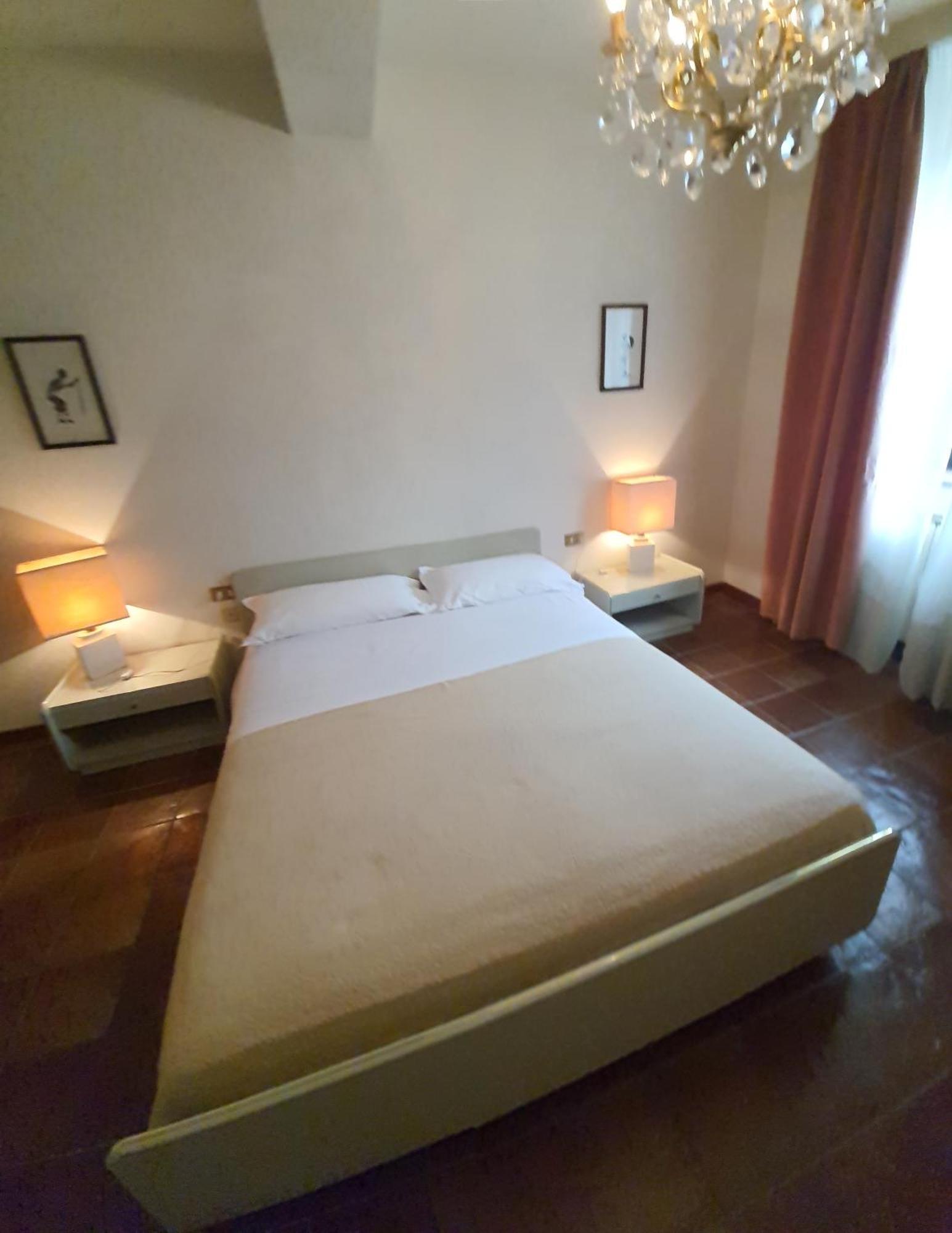 La Grotta San Michele Hotel Montevettolini ภายนอก รูปภาพ