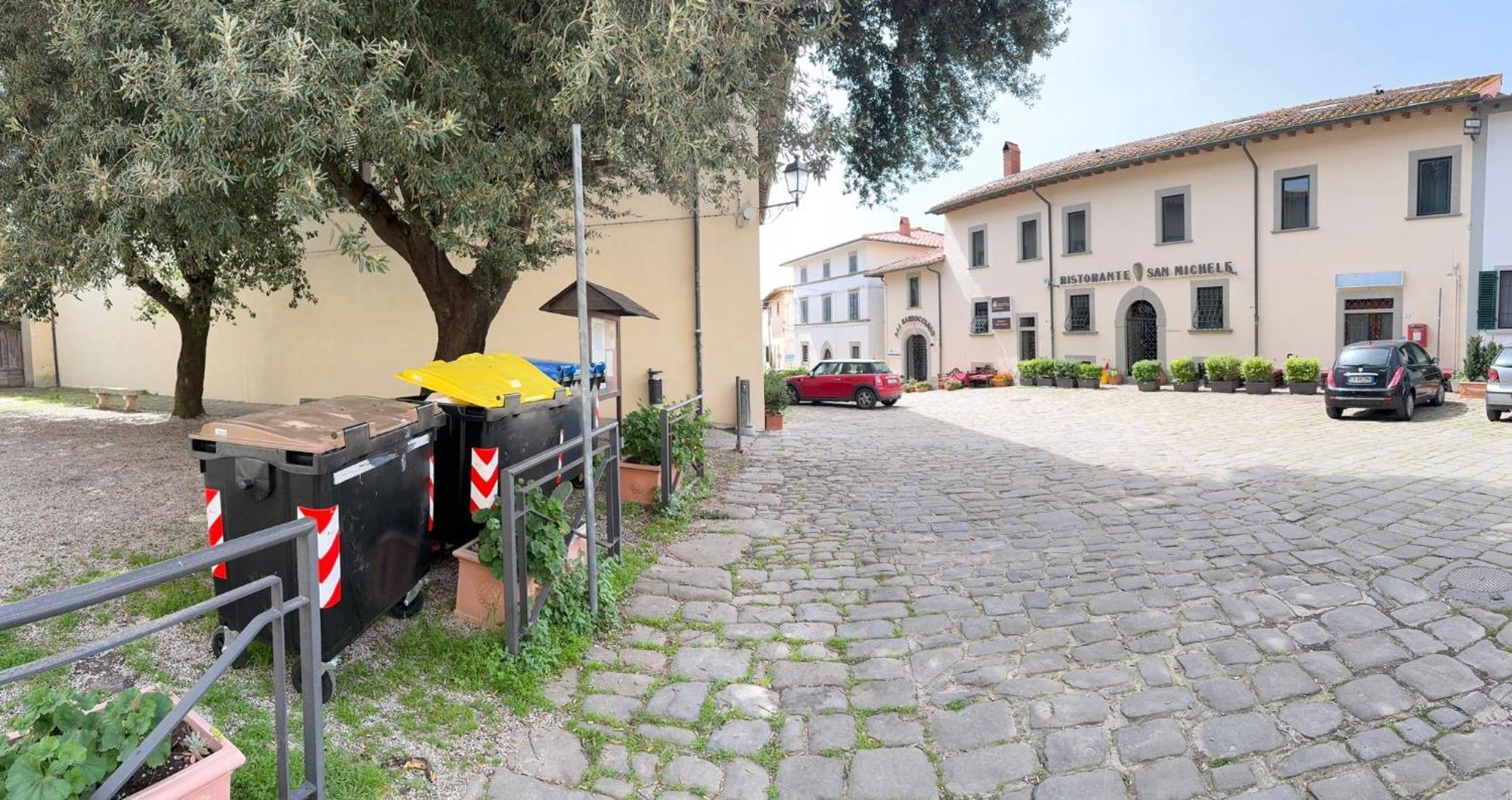 La Grotta San Michele Hotel Montevettolini ภายนอก รูปภาพ