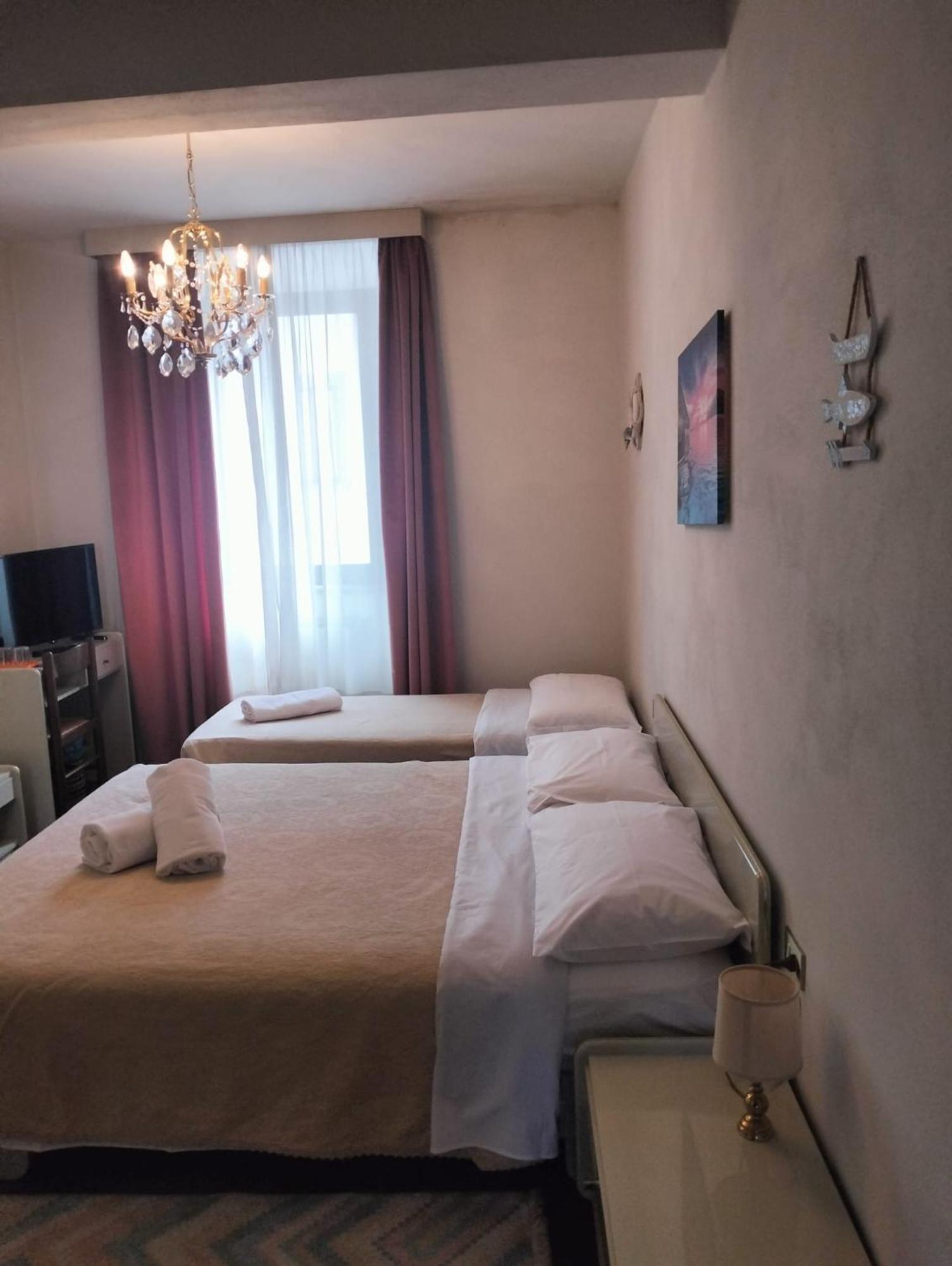La Grotta San Michele Hotel Montevettolini ภายนอก รูปภาพ